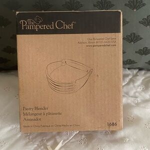 The Pampered Chef Pastry Blender.